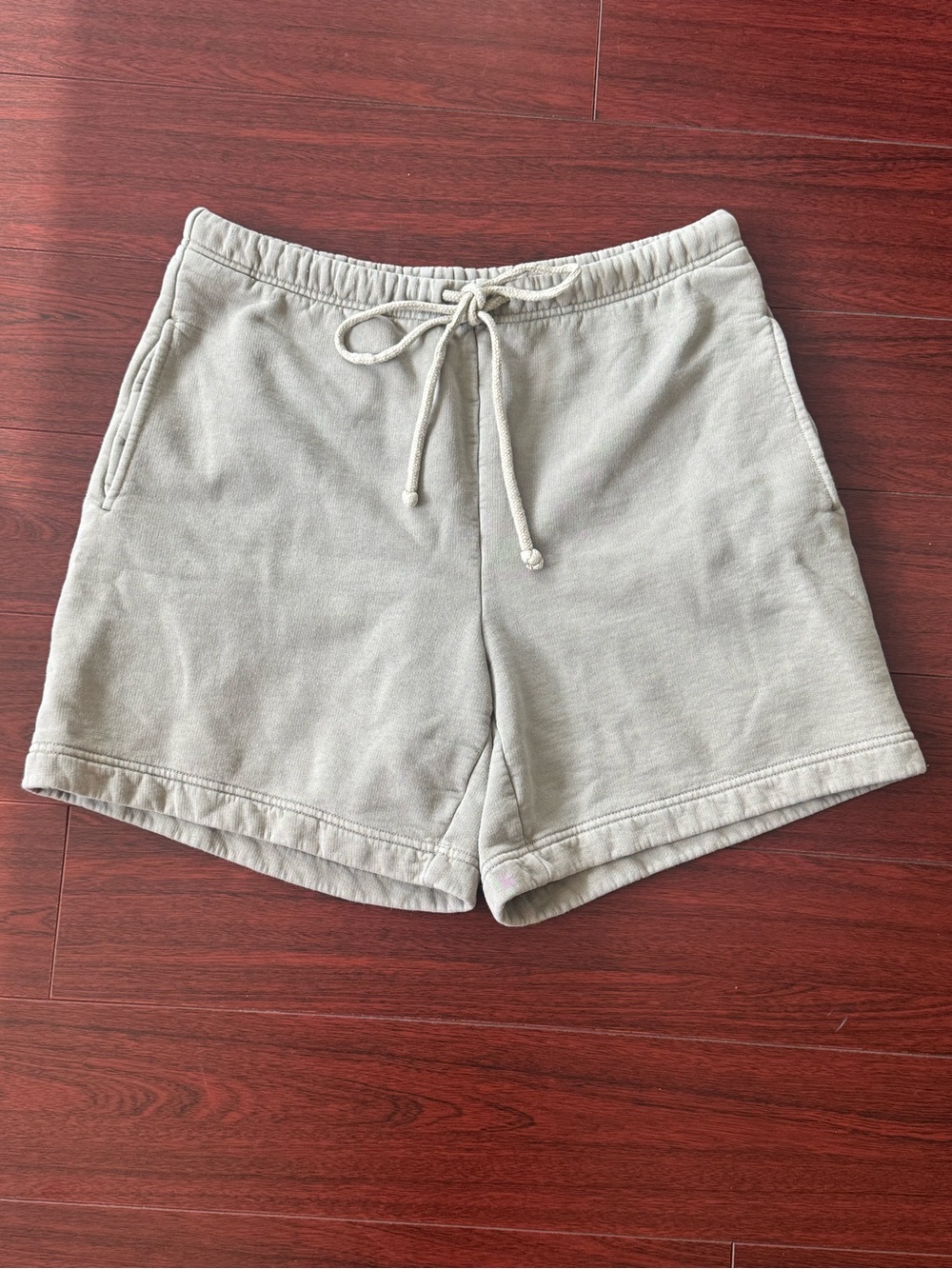 Aritzia Wilfred Free Sweatshort 7”